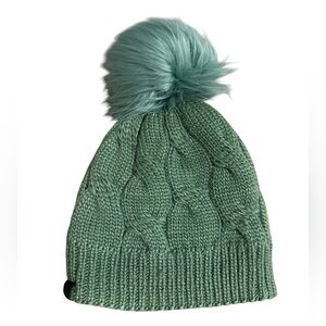 The North Face w. Oh Mega Beanie